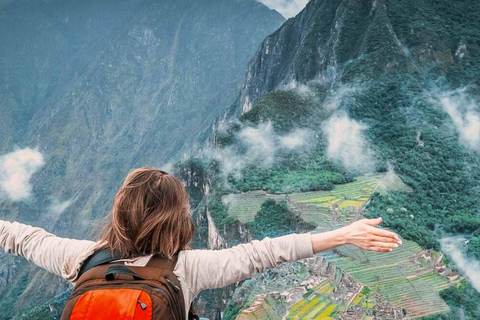 HIKE FROM LLACTAPATA TO MACHU PICCHU 3D - 2N