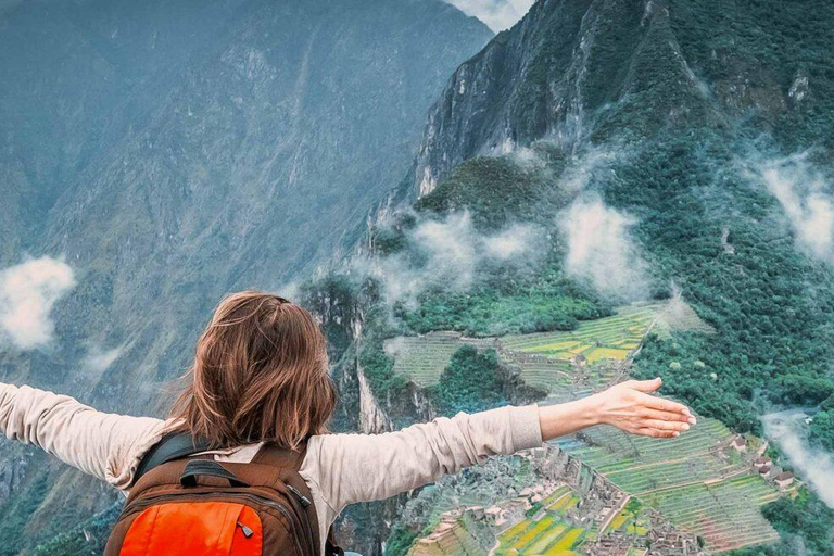 HIKE FROM LLACTAPATA TO MACHU PICCHU 3D - 2N