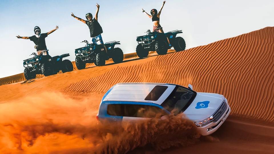 Dubaï : Safari dans le désert, quad, balade à dos de chameau et camp Al Khayma