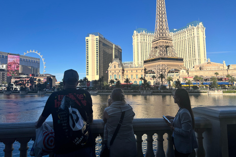 Las Vegas: Strip Walking Tour With Local Guide & Tips Las Vegas: Private Strip Tour With Local & Smart Planning