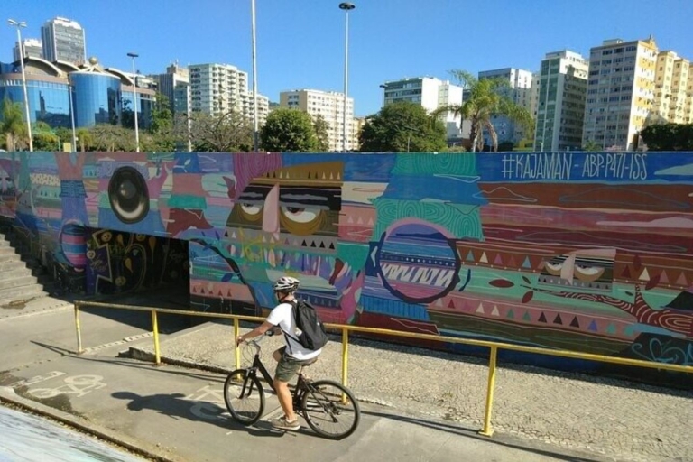 Rio: Botafogo, Flamengo Beach, and Downtown Biking Tour