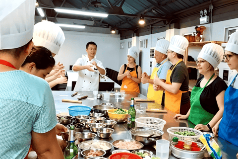 Shanghai: Xiaolongbao Making & Culinary Experience Package B1: Xiaolongbao + Kung Pao Chicken（Groups of 3+）