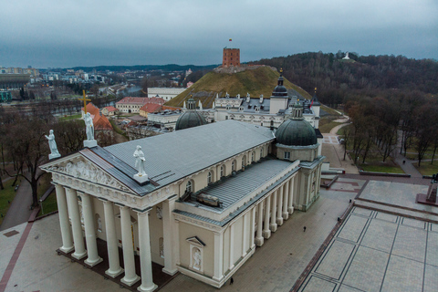 Vilnius: City Bike Tour of Vilnius Highlights