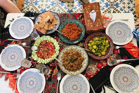 Marrakech: cours de cuisine marocaine traditionnelle et visite du marchéCours de cuisine privé