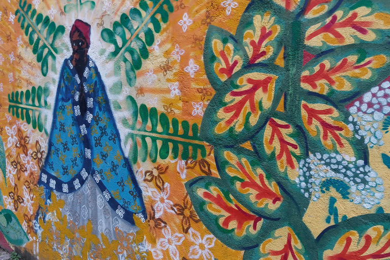 أفريقيا الصغيرة - جولة سيرًا على الأقدام من الماضي إلى المستقبلأفريقيا الصغيرة - جولة سيراً على الأ