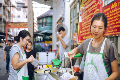 Bangkok: Wycieczka tuk-tukiem w małej grupie z przewodnikiem