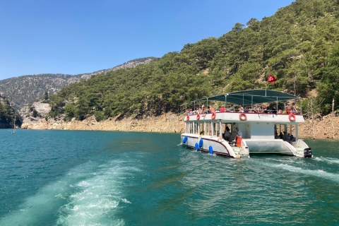 Alanya: excursion en bateau dans le Green Canyon avec déjeuner et boissons