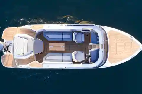 "2 Hour Luxury Tour of Lake Como: Discover the Beauty"
