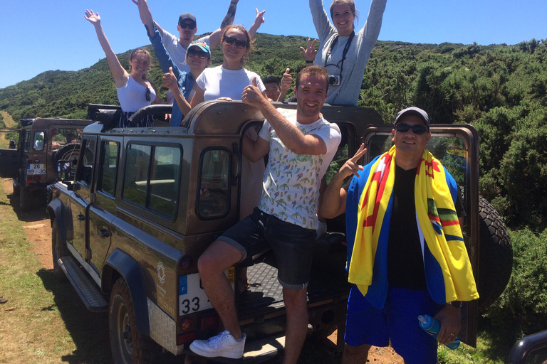 Vanuit Funchal: 25 fonteinen Levada wandeling en jeepsafari