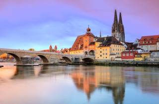 Bild: München: Tagesausflug nach Regensburg mit dem Künstler Paul Riedel