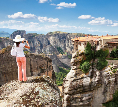 Solo travelers' tours