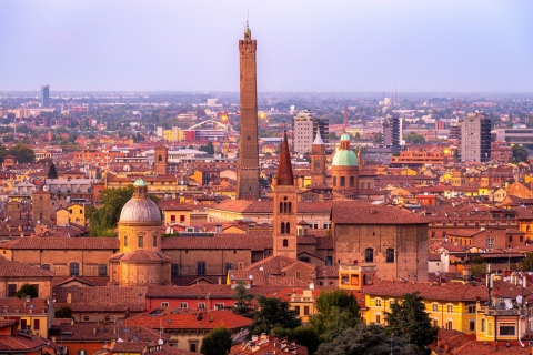 Mailand: Privater Tagesausflug nach Bologna mit Sightseeing Tour