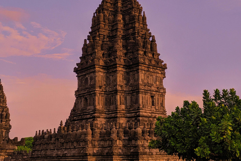 Yogyakarta : 3D2N Tour, Borobudur, Prambanan, Cirebon