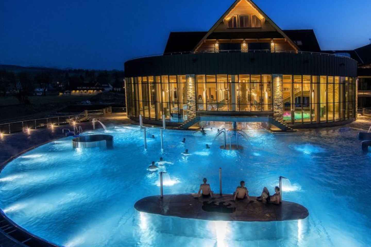 From Krakow: Treetop Walk in Slovakia and Thermal Baths Tour