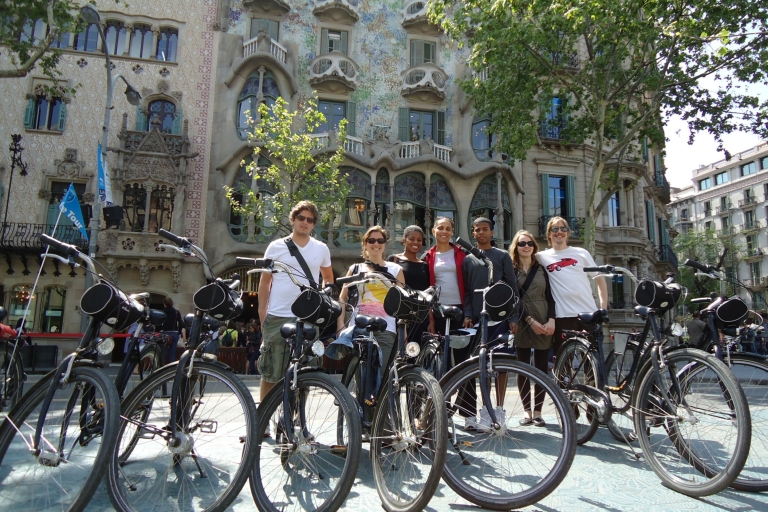 Barcelona Bike Tour with a Break on a Beach Terrace Bar Morning Bike Tour w/ Break on a Beach Terrace Bar