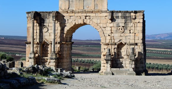 From Fez: Volubilis Moulay Idriss and Meknes Day Trip