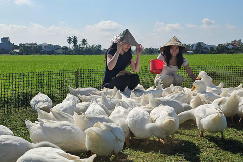 Hoi An: Lantern Making, Duck Farm, & Basket Boat Tour Hoi An: Lantern Making, Duck Farm, & Basket Boat Tour