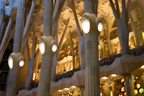Barcelone : Visite guidée "Skip-the-line" de la Sagrada FamiliaOption standard