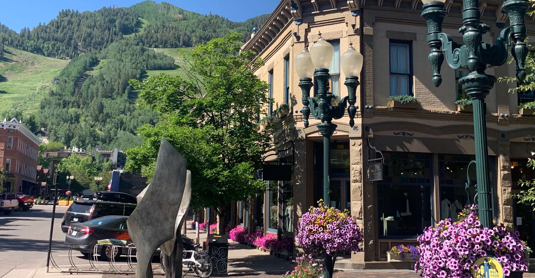 Aspen, City Highlights Tour a pie - Hizvo