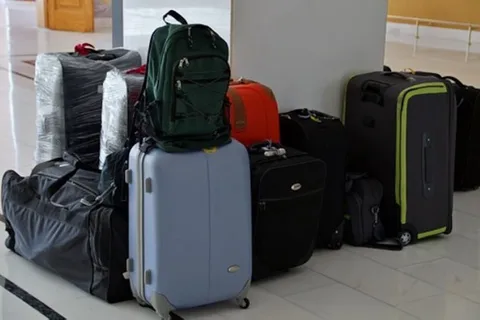Hamilton Airport: Private Transfer to Niagara Falls