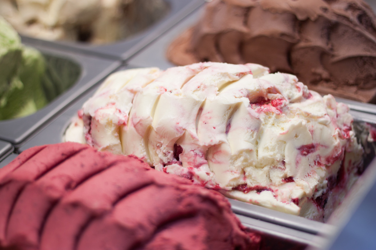 Perth: Rottnest Island Ferry, Bike, Coffee & Lobster Roll