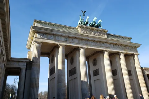 Berlin: Private Stadtrundfahrt mit dem Minivan