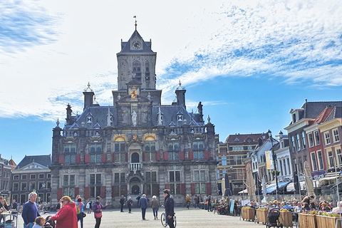 Von Amsterdam aus: Tulpentour Keukenhof & Stadtführung DelftVon Amsterdam aus: Tulpentour Keukenhof & Stadtrundfahrt Delft