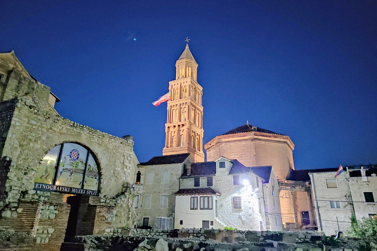 Split: excursão privada à noite mágicaSplit: Passeio turístico noturno mágico Tour turístico particular