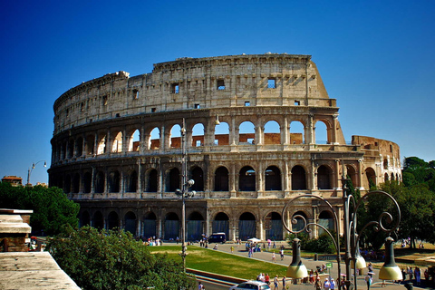 Rzym: wycieczka po Koloseum, Forum Romanum i PalatynieWstęp VIP do Koloseum + audioprzewodnik | Zmiana godziny do 1 godziny przed