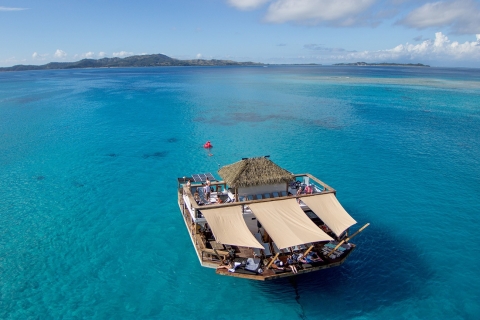 Fidji: excursion d'une journée au bar flottant Cloud 9 et à la pizzeriaExcursion d'une journée avec 60 $ Bar Tab