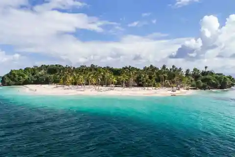 Samana: viagem de um dia a Cayo Levantado de barco