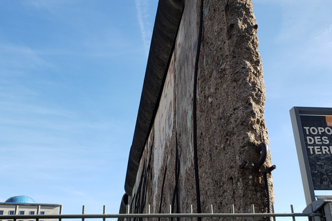 Berlin: The Wall and Cold War Private Walking Tour