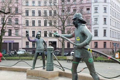 Berlin: Private tour through the district of KreuzbergBerlin: Private Kreuzberg Walking Tour