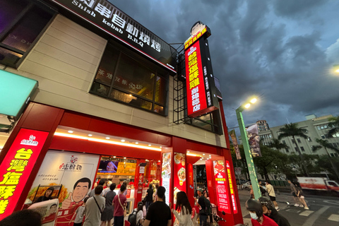 Taipei Foodie + History Tour a pie