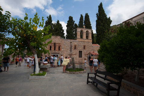 Van Heraklion: bustour van een hele dag naar het Lasithi-plateau