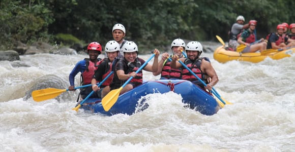Rafting Costa Rica: Small Group Class IV white water