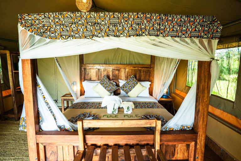 From Zanzibar: 2-Day Serengeti Park Safari Tour with Flights