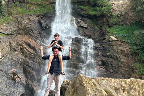 From Kandy to Nuwara Eliya & Moon Plains – Tuk‑Tuk Day Tour From Kandy: Moon Plains Highlands Viewpoint Experience