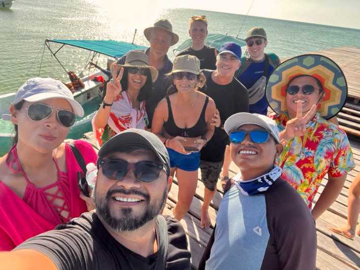 Holbox:Punta Mosquitos, Yalahau, and Pasión Island Boat Tour