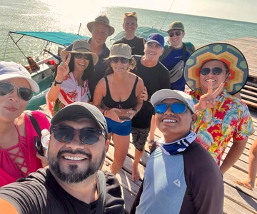 Holbox:Tour en barco por Punta Mosquitos, Yalahau e Isla Pasión