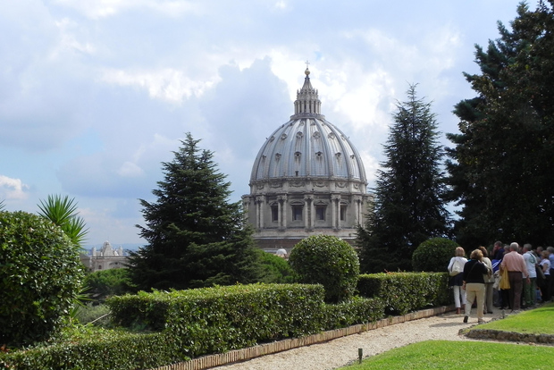 Tour in minibus dei Giardini Vaticani, dei Musei e della Cappella Sistina