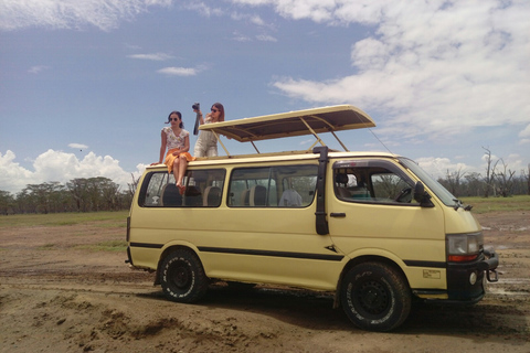 纳库鲁湖公园野生动物园之旅和纳瓦沙湖乘船游览纳库鲁湖公园野生动物园之旅和纳瓦沙湖游船之旅