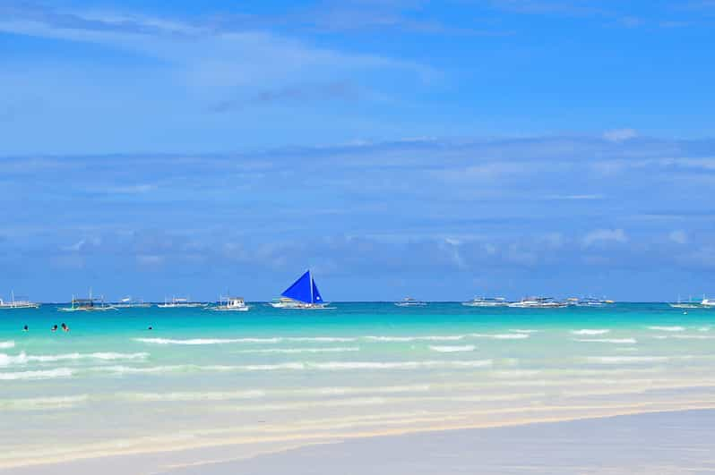 Boracay: Paraw Sailing with Photos | GetYourGuide