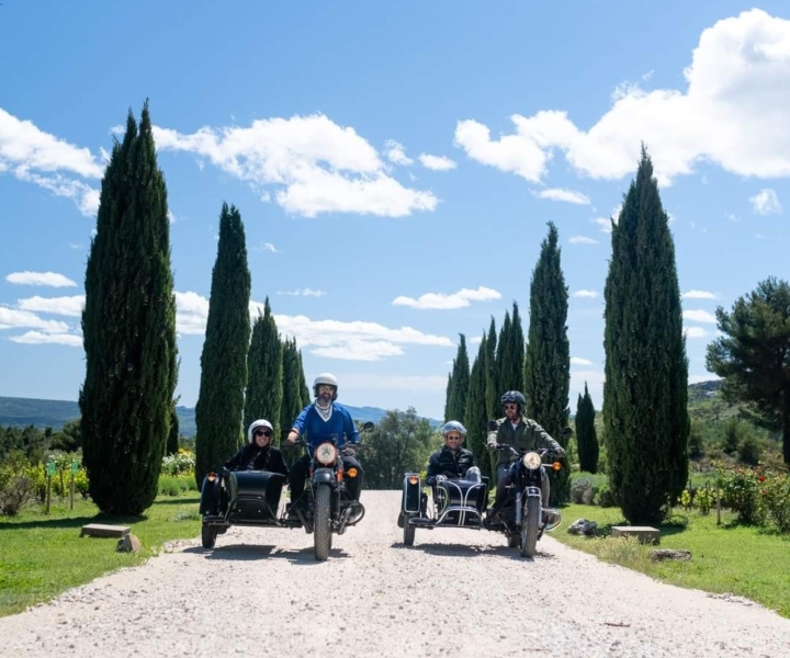 Aix-en-Provence: Vin- eller øltur i motorsykkelsidevogn