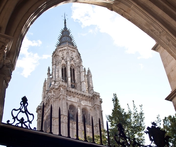 Cathedral Tour with a Local Guide