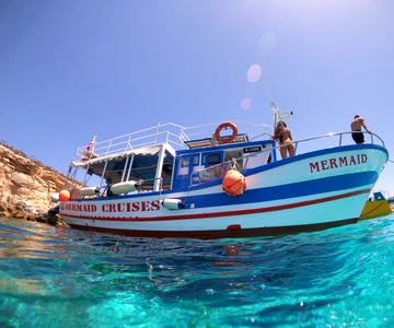 St Paul's Bay: Comino, Blue Lagoon, Gozo, & Caves Boat Tour