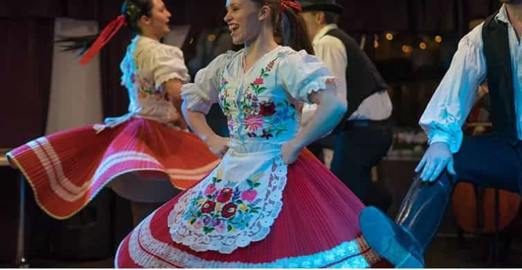 Budapest: 6-Course Dinner Cruise with Operetta and Folk Show | GetYourGuide