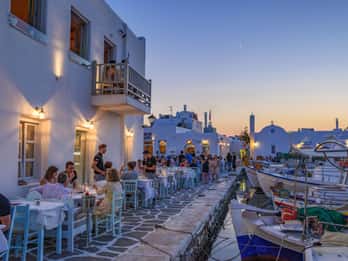 Paros: Private Sunset Highlights MiniVan Tour