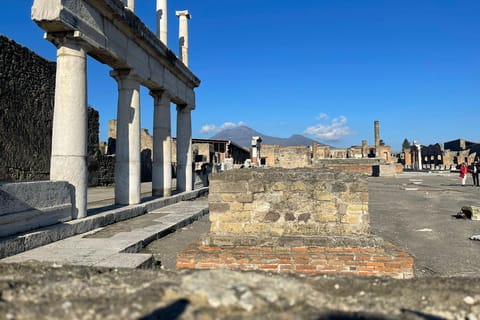Rome: Amalfi Coast and Pompeii Day Tour