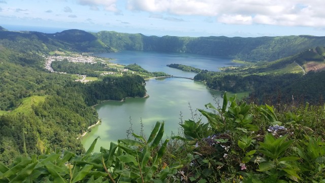 Visit From Ponta Delgada: Sete Cidades Lakes & Fire Lake Day Tour in Pico, Azores, Portugal